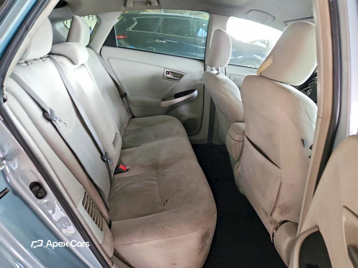 Toyota Prius 2012