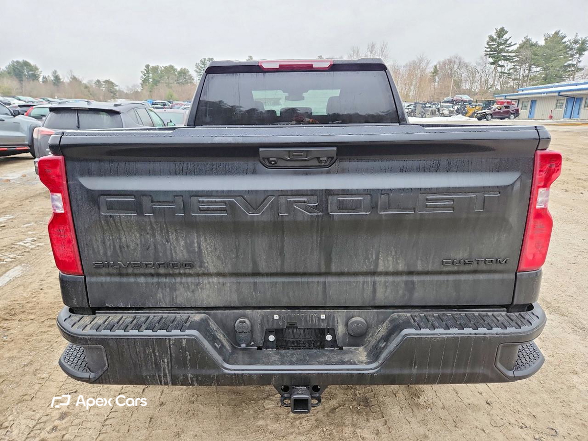 Chevrolet Silverado 2023