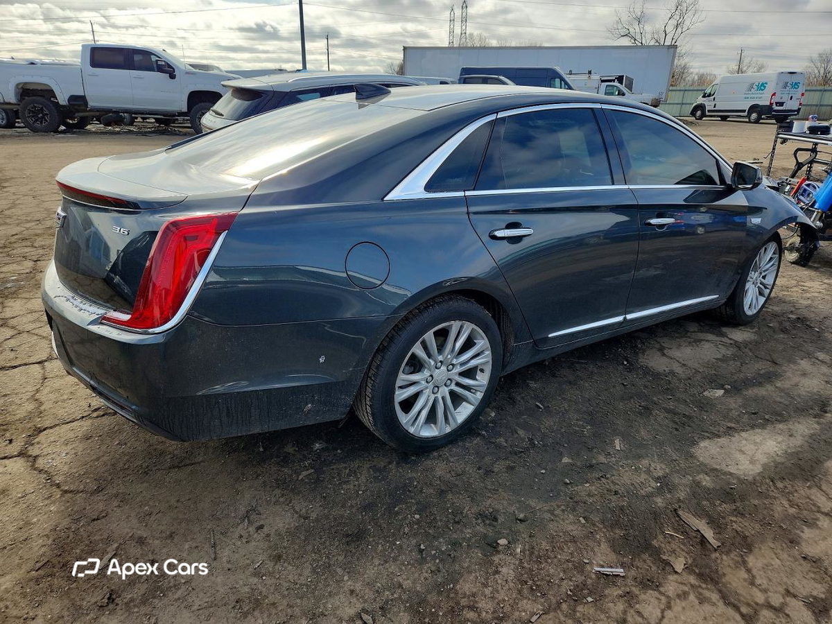 Cadillac XTS 2018