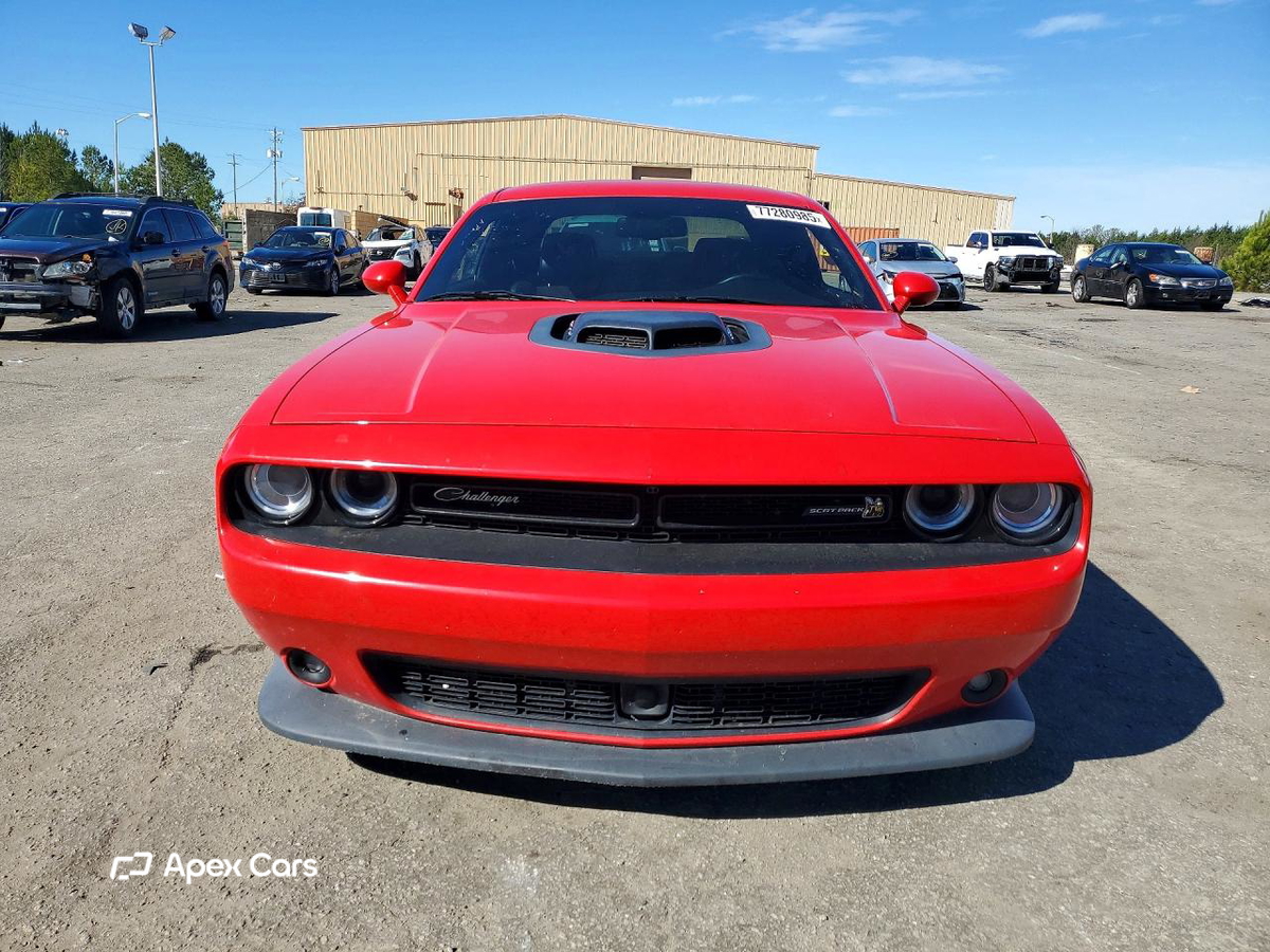 Dodge Challenger 2016