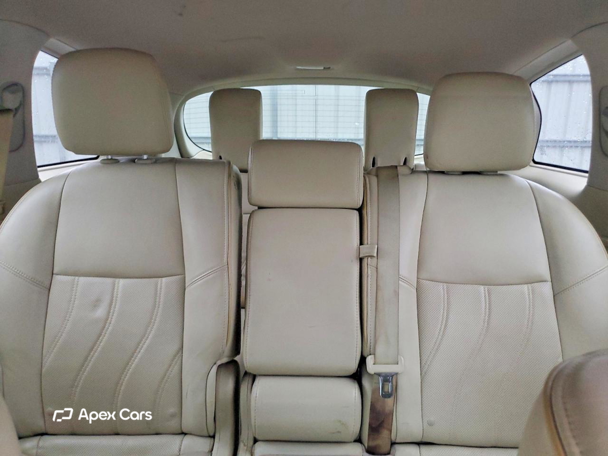 Infiniti JX 2013