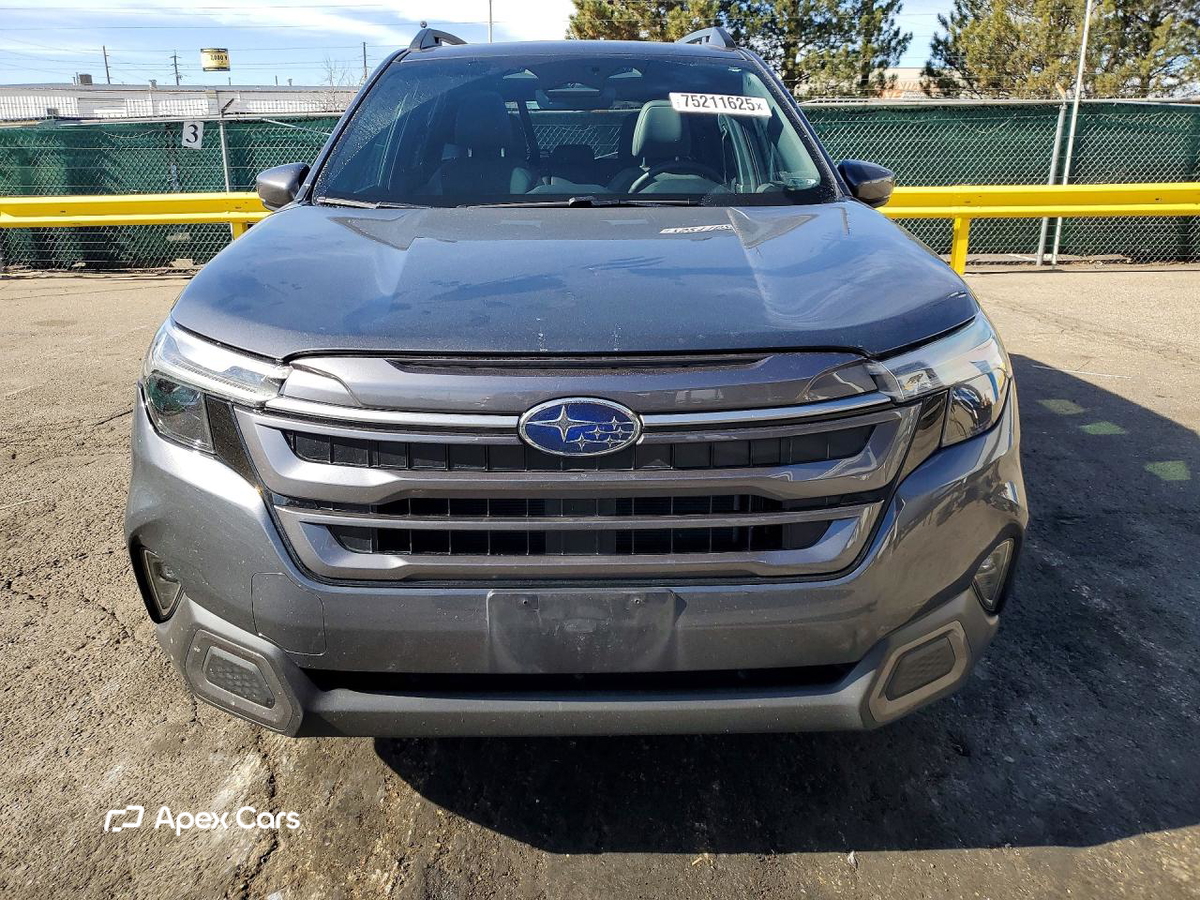 Subaru Forester 2025