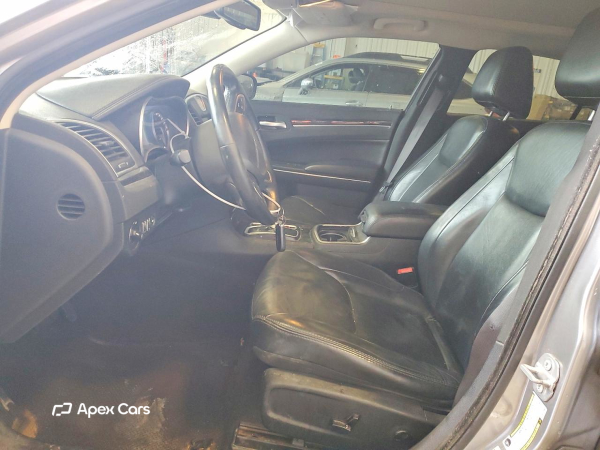 Chrysler 300 2016