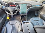 Tesla Model S 2015