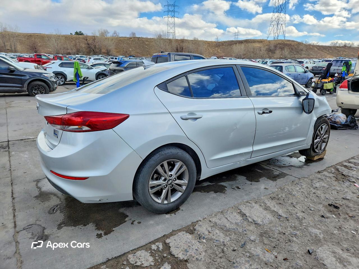 Hyundai Elantra 2018
