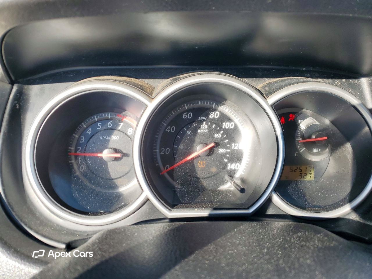 Nissan Versa 2012