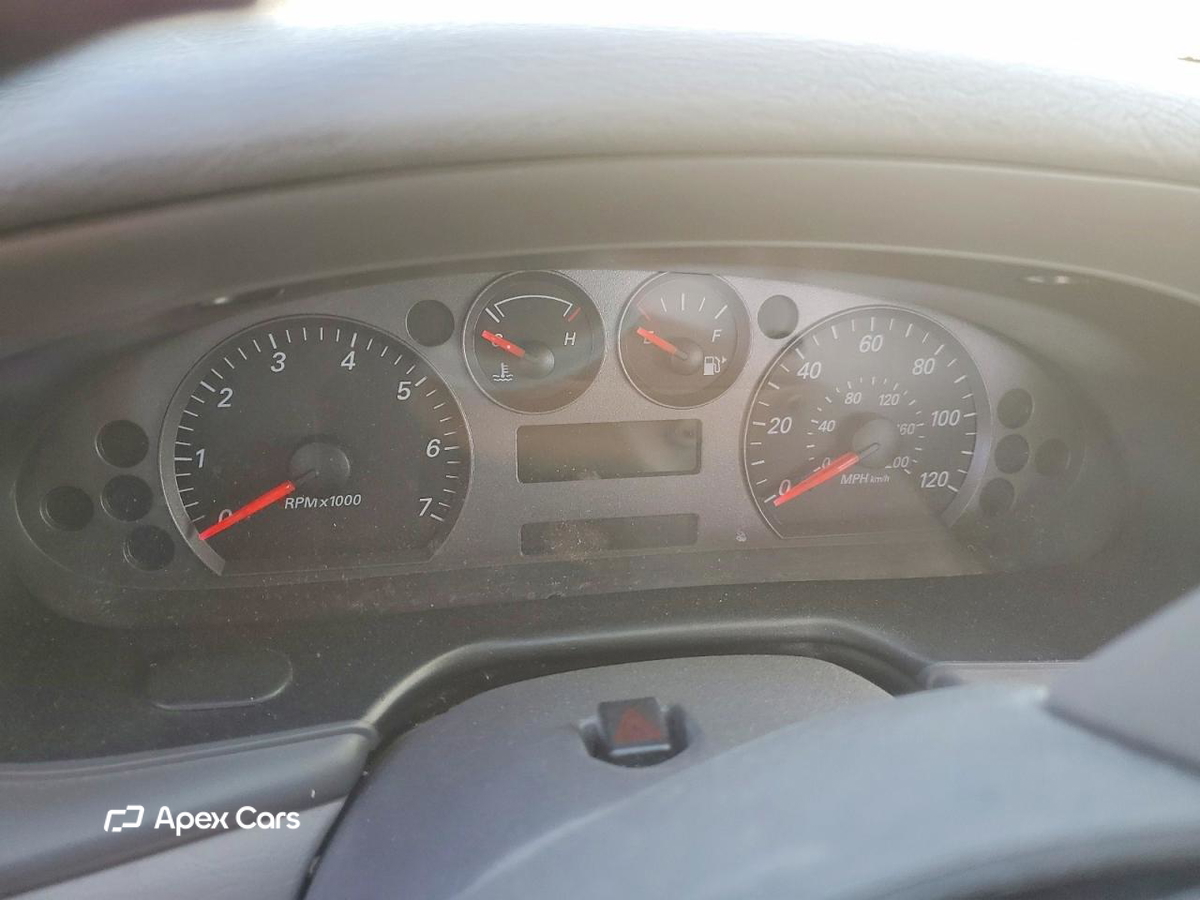 Ford Taurus 2004