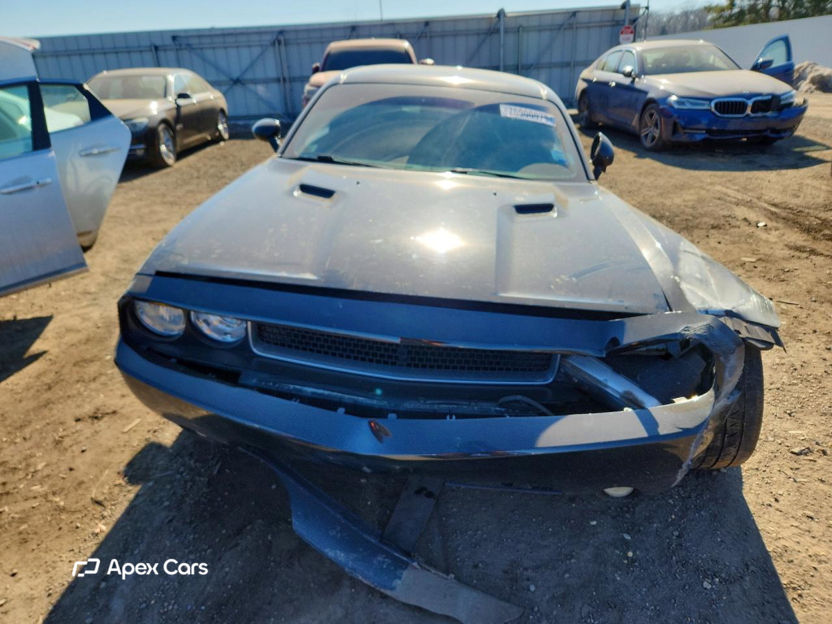 Dodge Challenger 2012