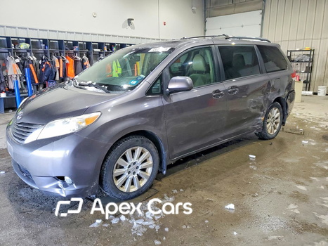 Toyota Sienna 2011 - Image 1 of 13