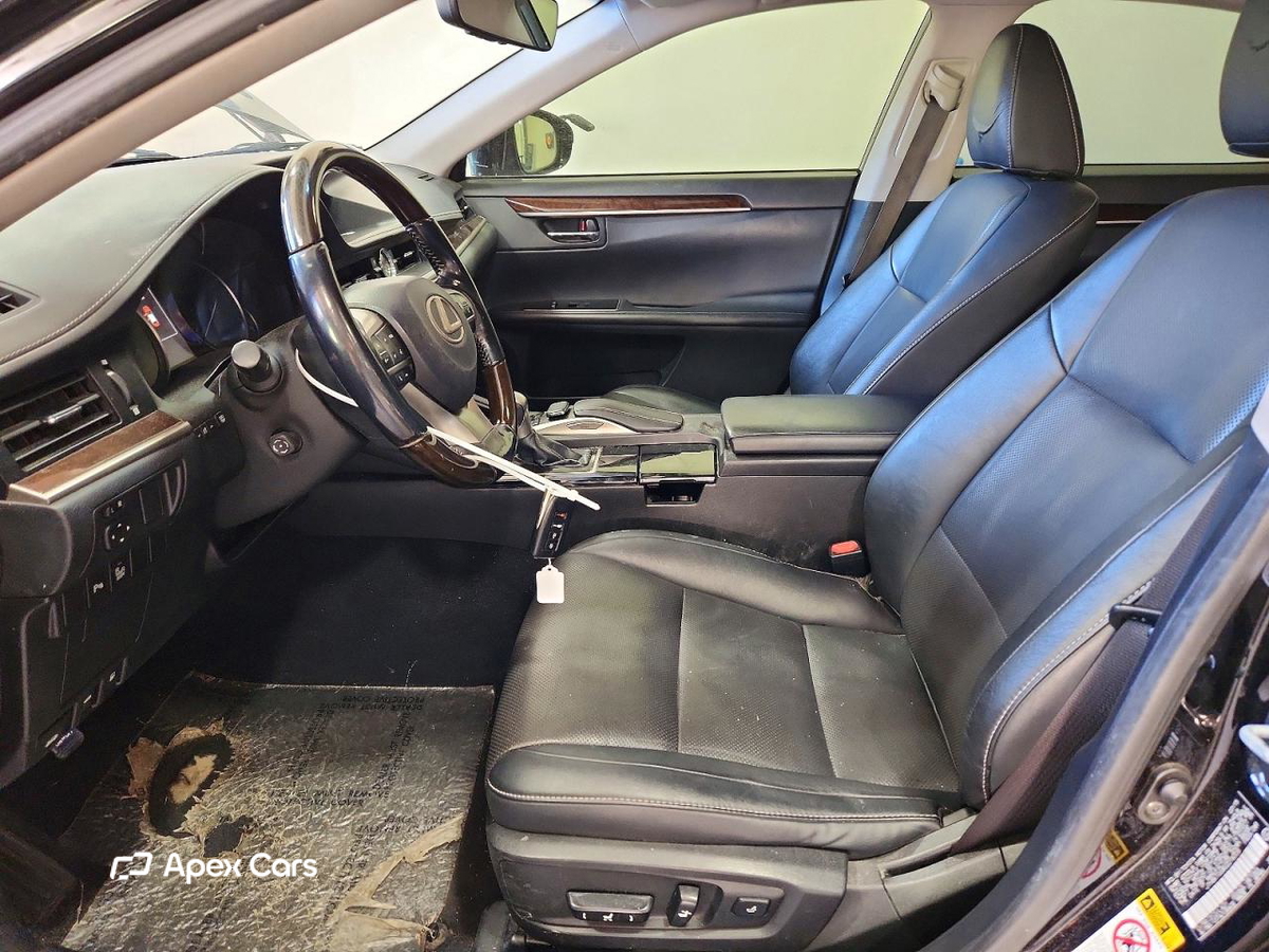 Lexus ES 2016