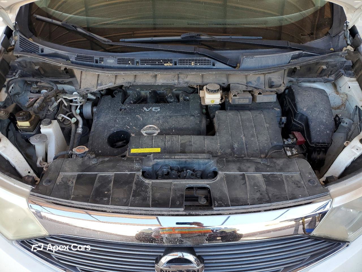 Nissan Quest 2014