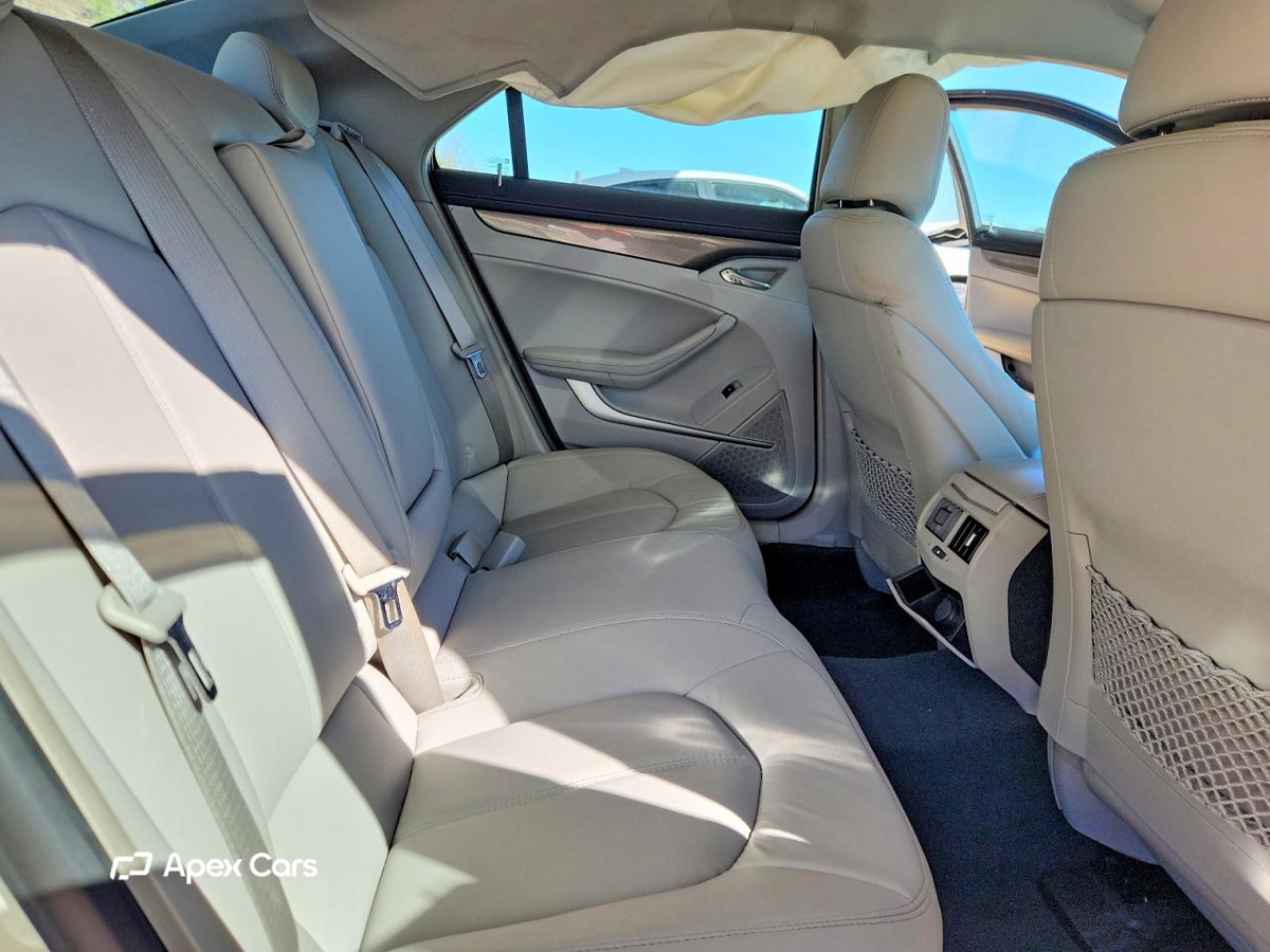 Cadillac CTS 2010