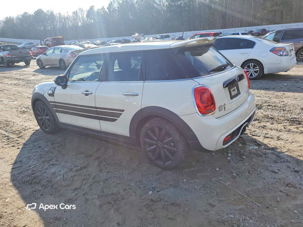 MINI Cooper 2015