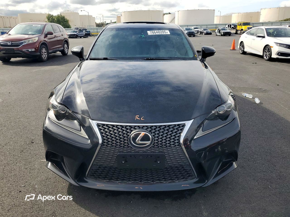 Lexus IS 2015
