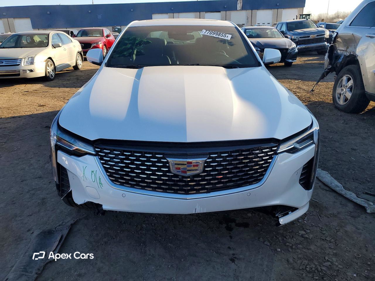 Cadillac CT4 2025