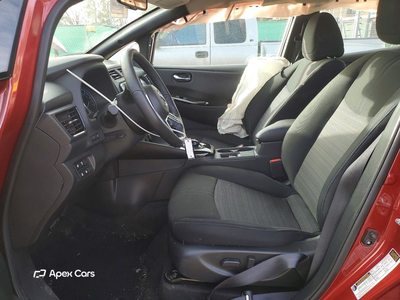 Nissan Leaf 2025