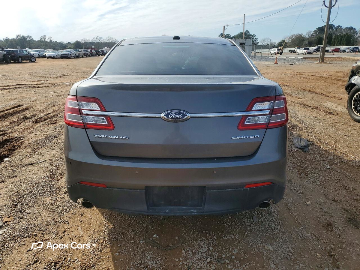 Ford Taurus 2013
