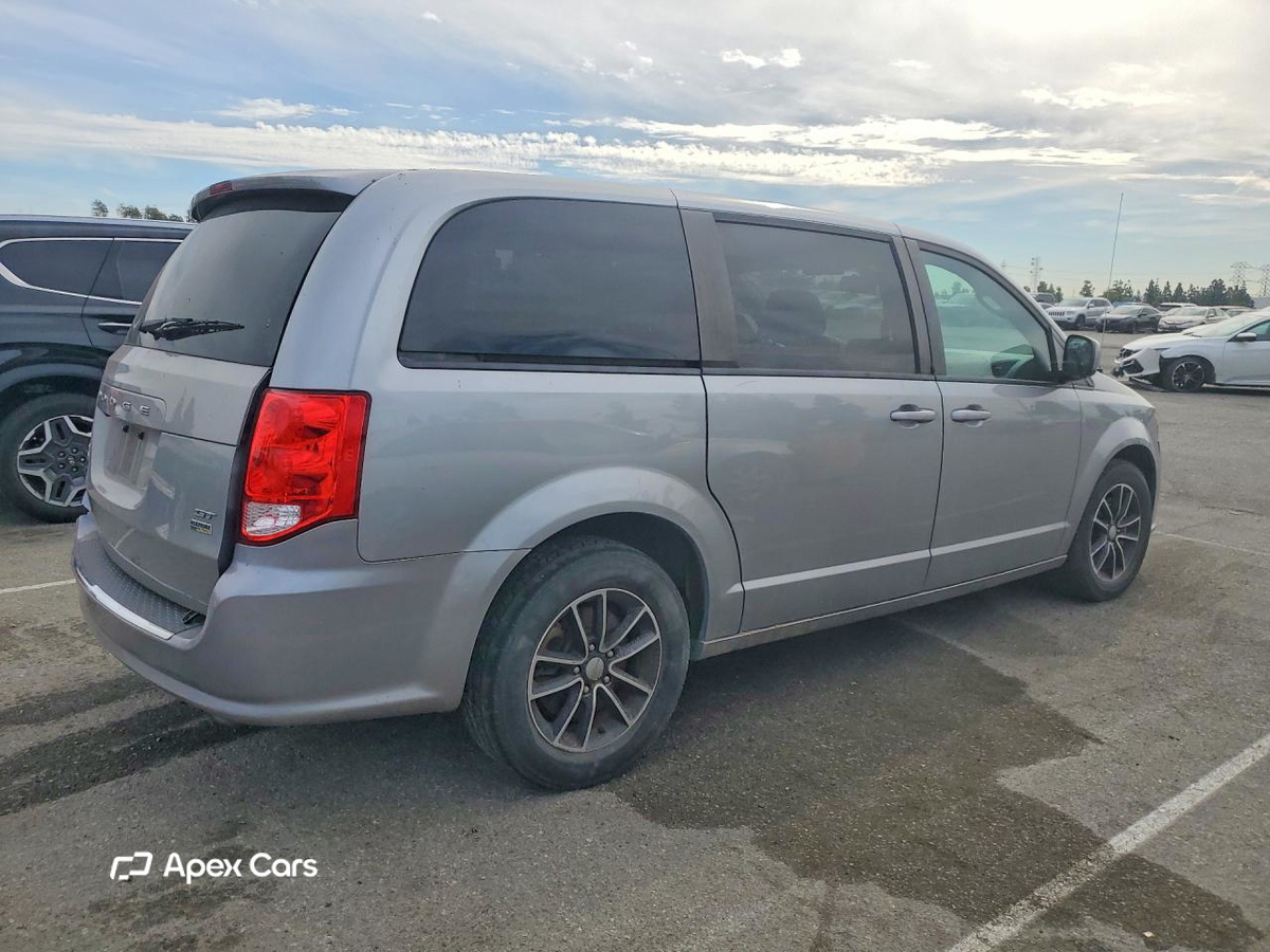 Dodge Caravan 2019