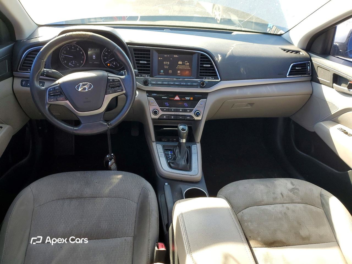 Hyundai Elantra 2017