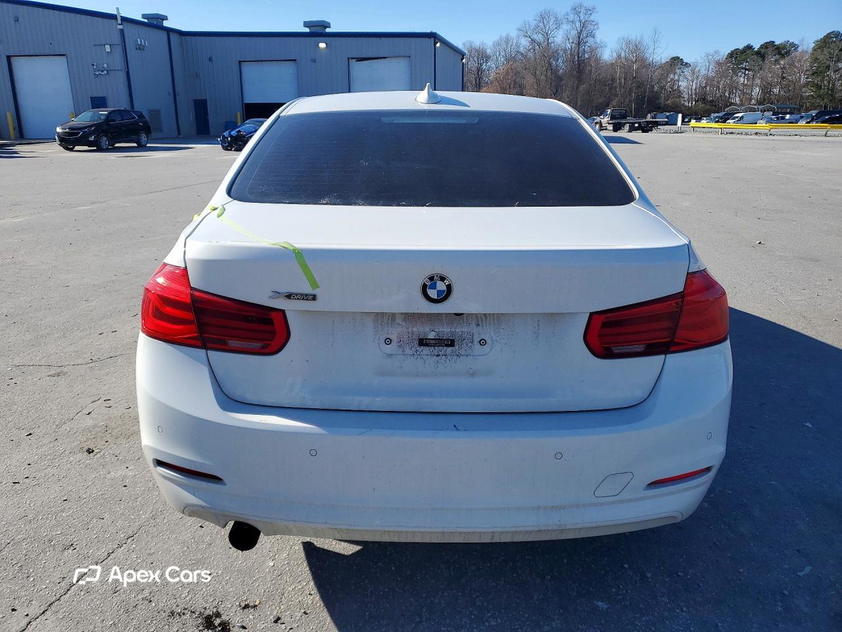 BMW Series 3 2016