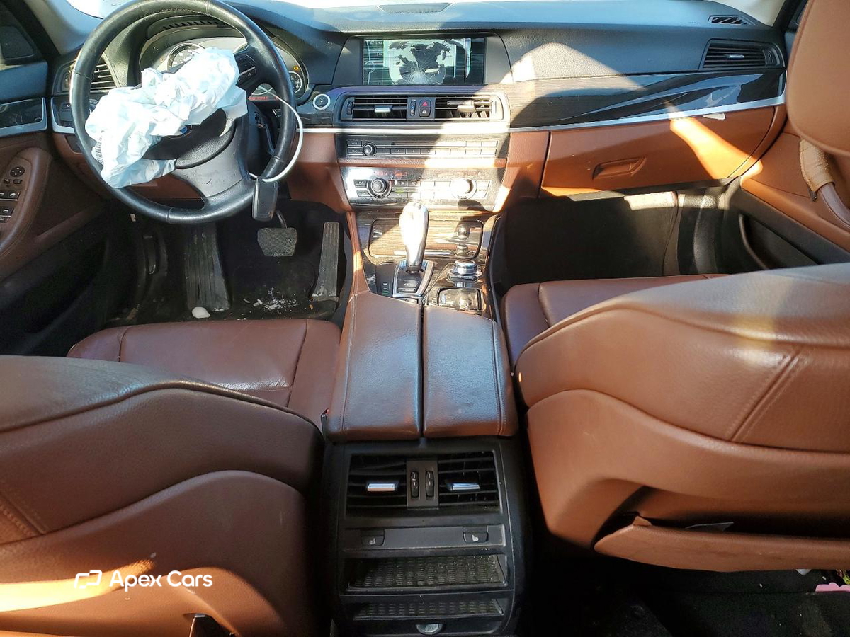 BMW Series 5 2011