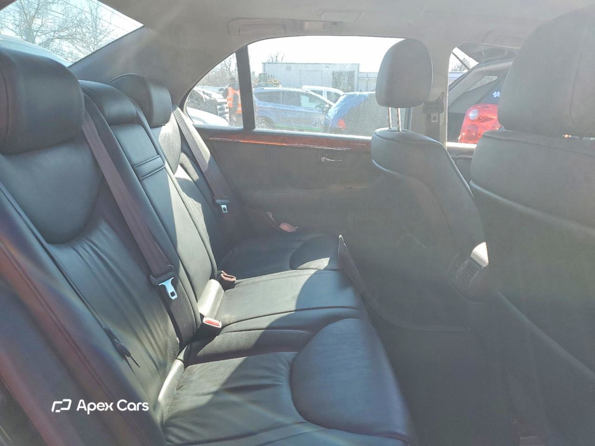Lexus LS 2005
