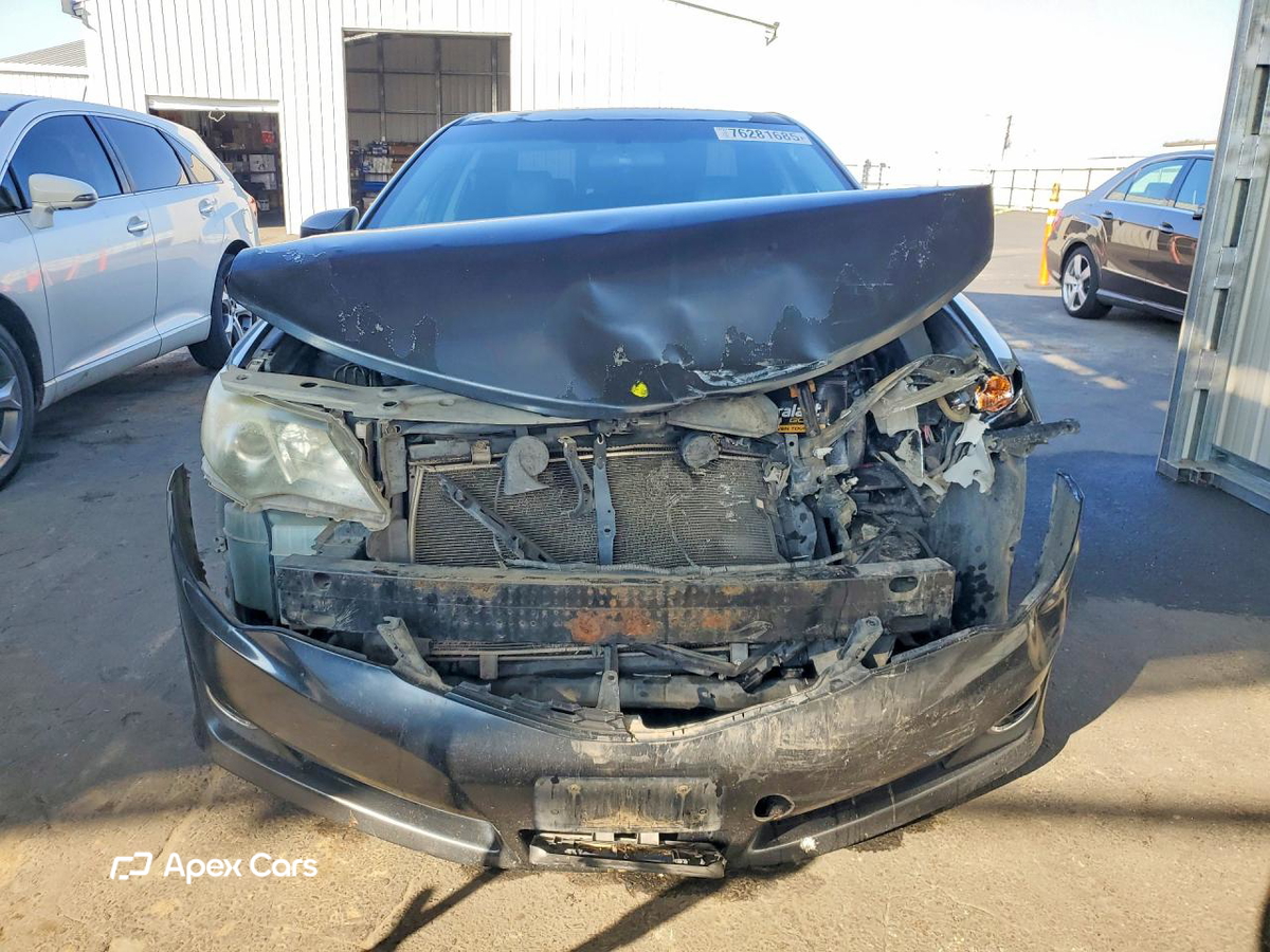 Toyota Camry 2012