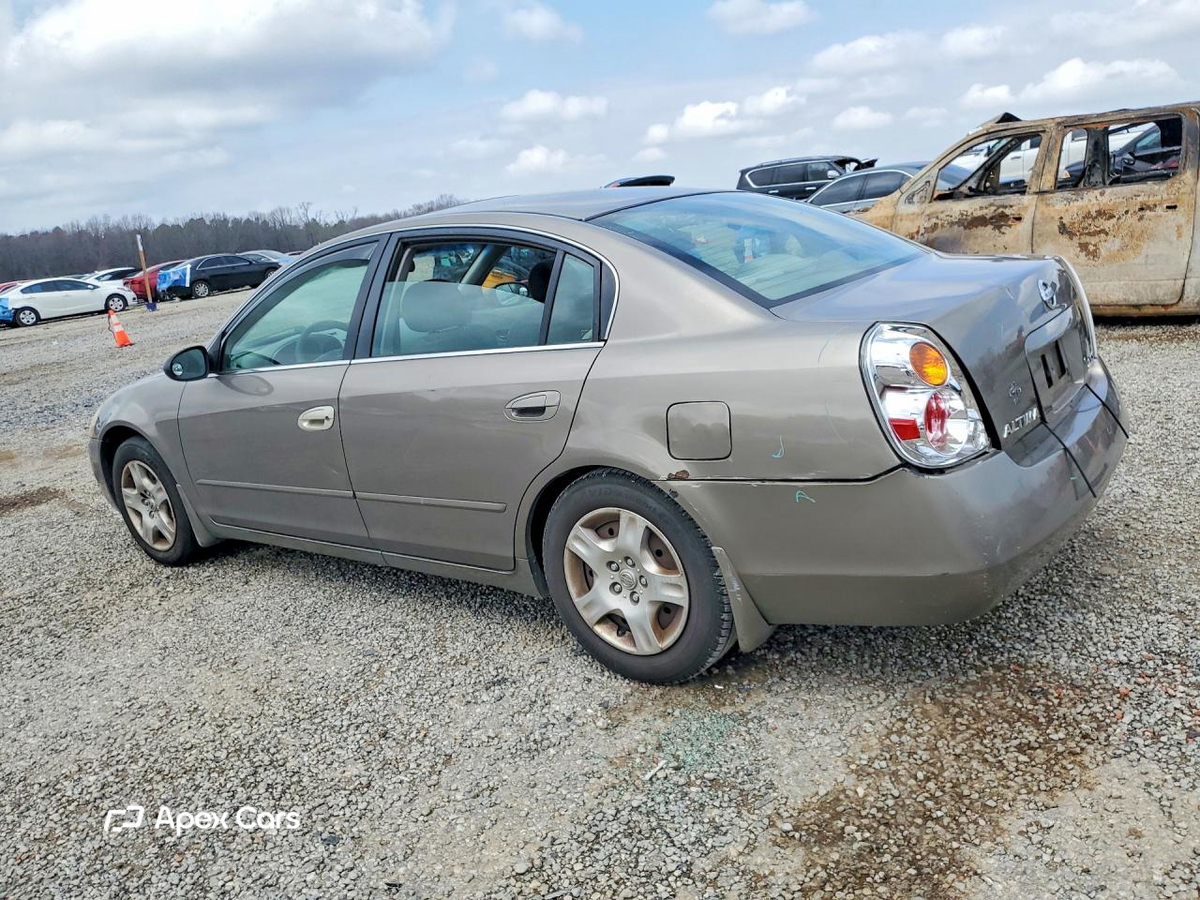 Nissan Altima 2003