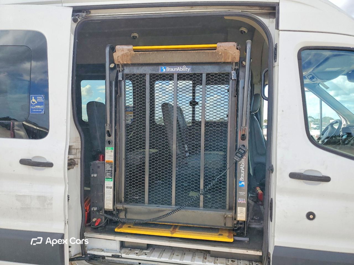 Ford Transit 2016