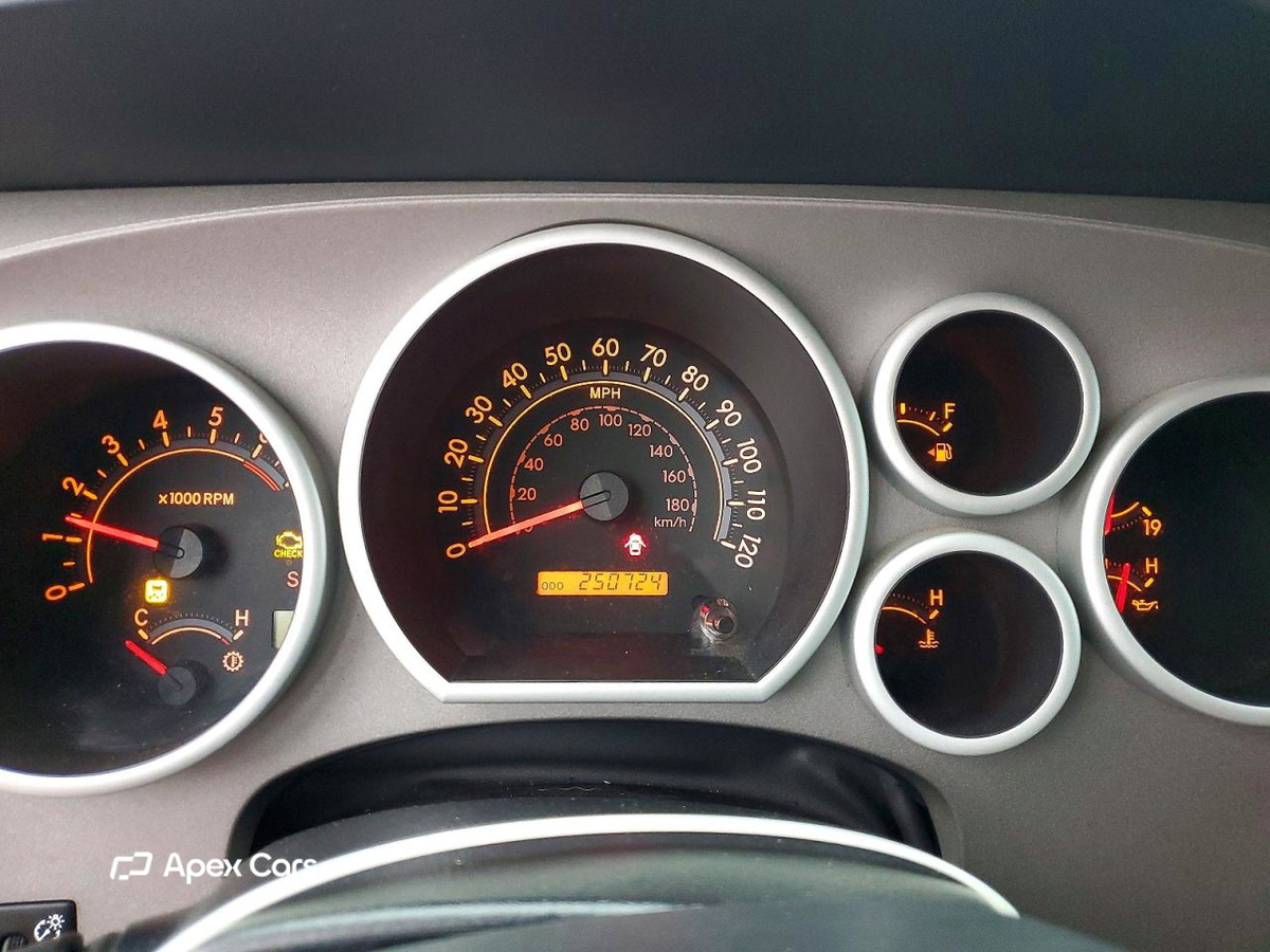 Toyota Sequoia 2013