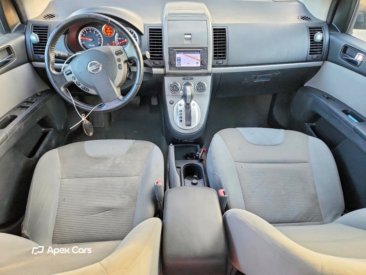 Nissan Sentra 2011