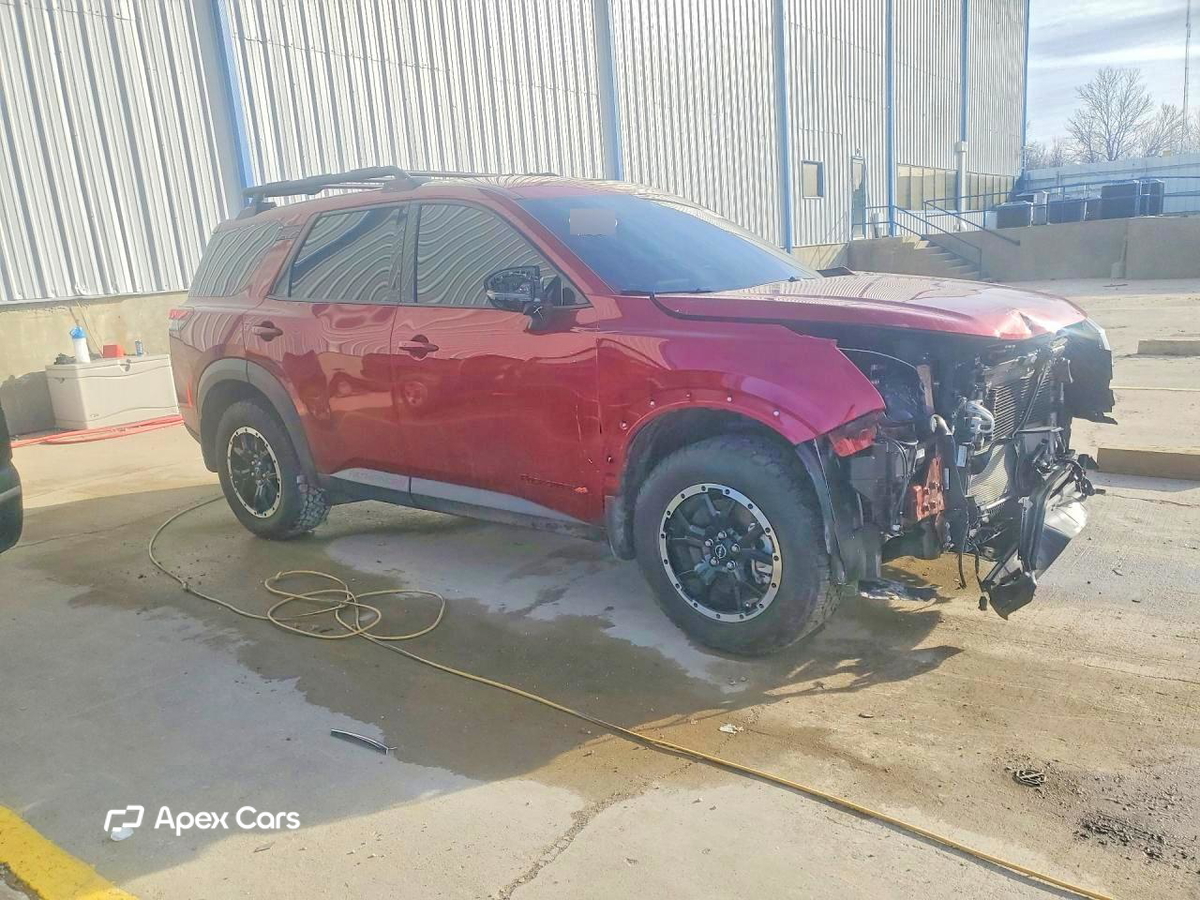Nissan Pathfinder 2025
