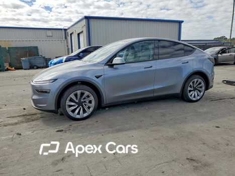 Tesla Model Y 2026 - Zdjęcie 1 z 14
