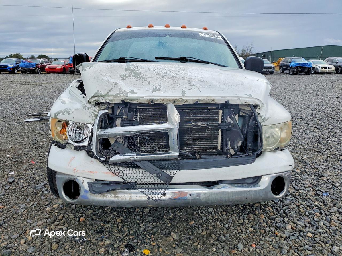 Dodge RAM 2003