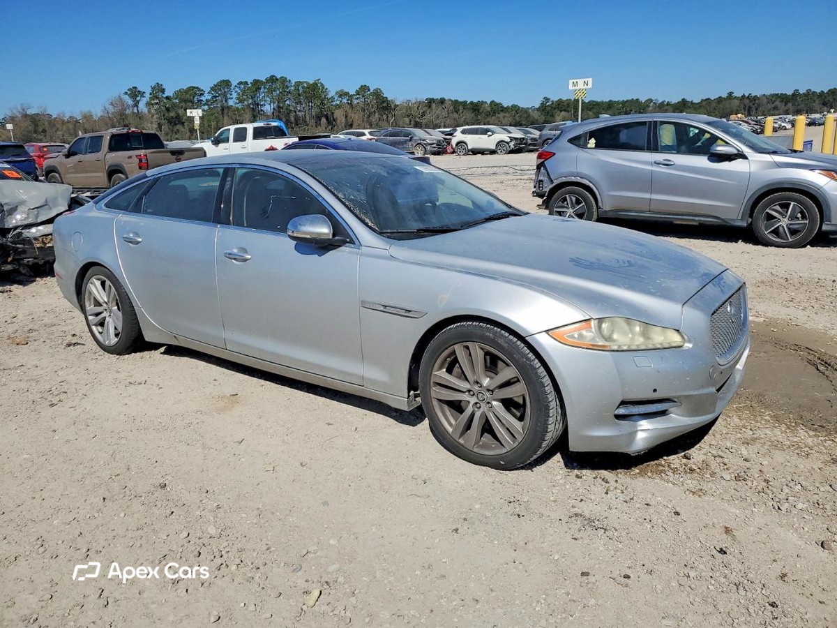 Jaguar XJ 2012
