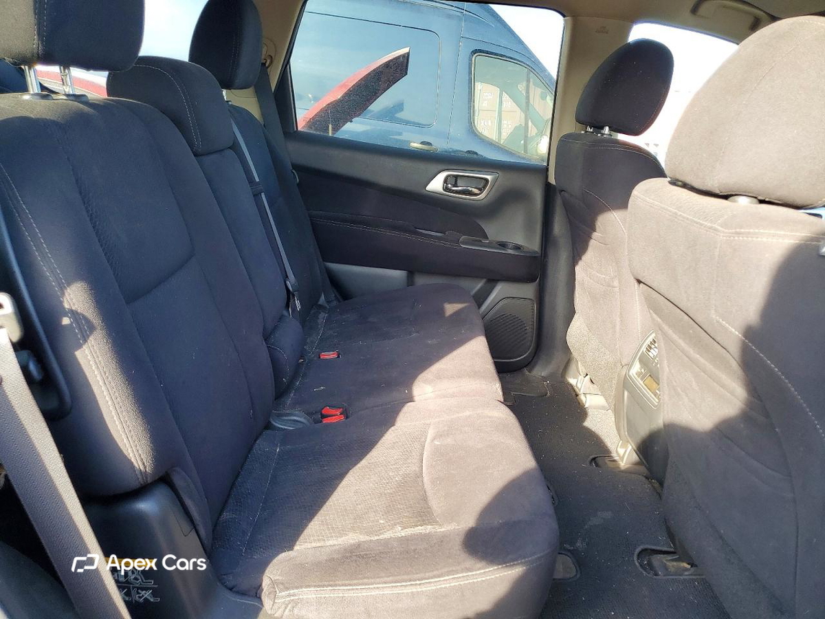 Nissan Pathfinder 2013