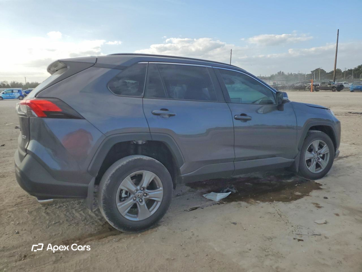 Toyota RAV 4 2025