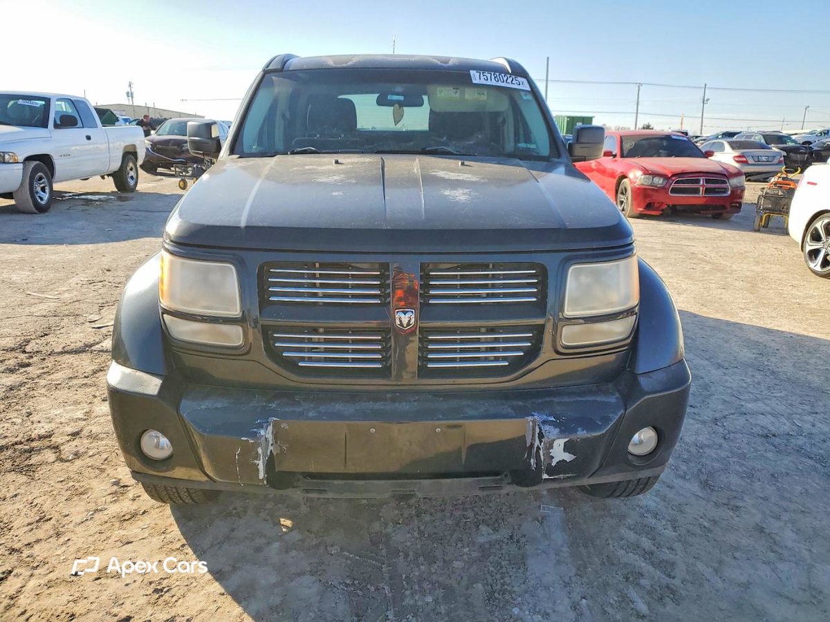 Dodge Nitro 2011