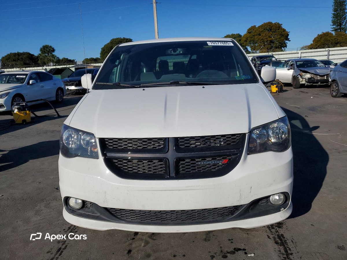 Dodge Caravan 2015