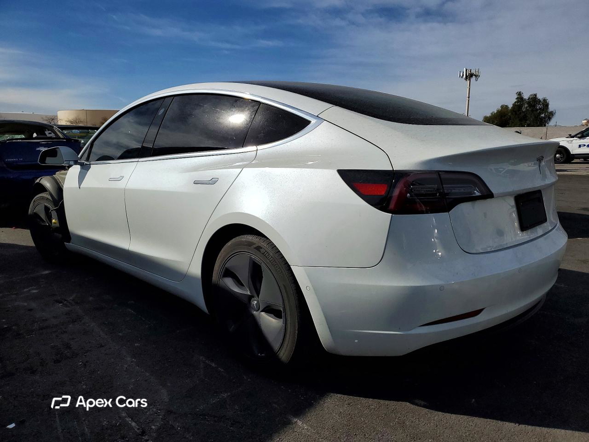Tesla Model 3 2020