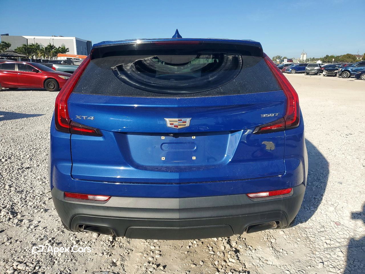Cadillac XT4 2021