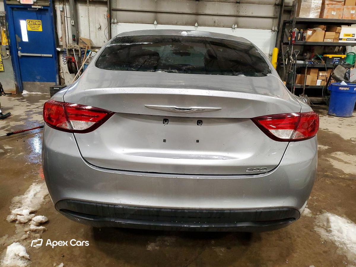 Chrysler 200 2015