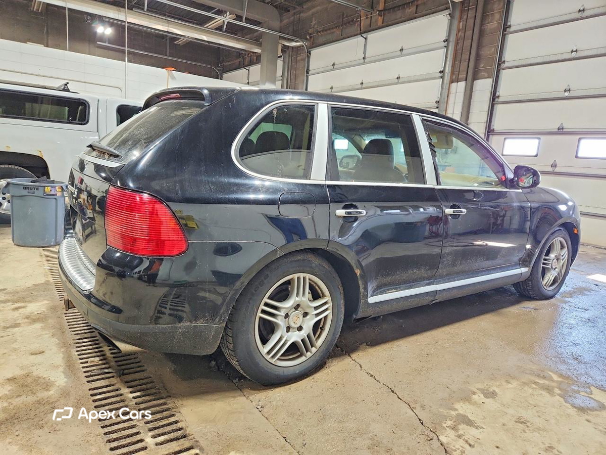 Porsche Cayenne 2004