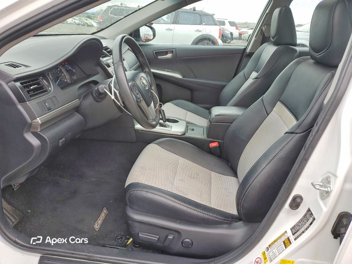 Toyota Camry 2012