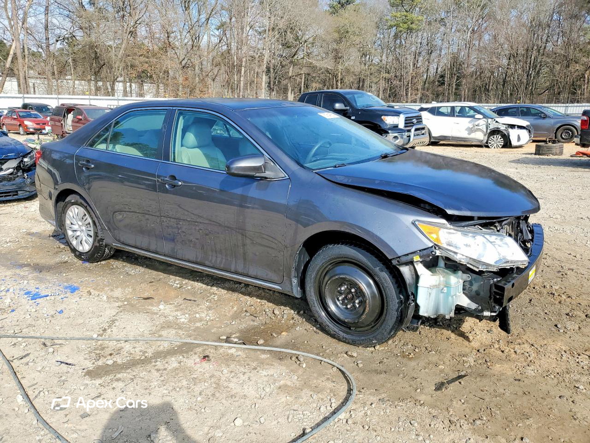 Toyota Camry 2012