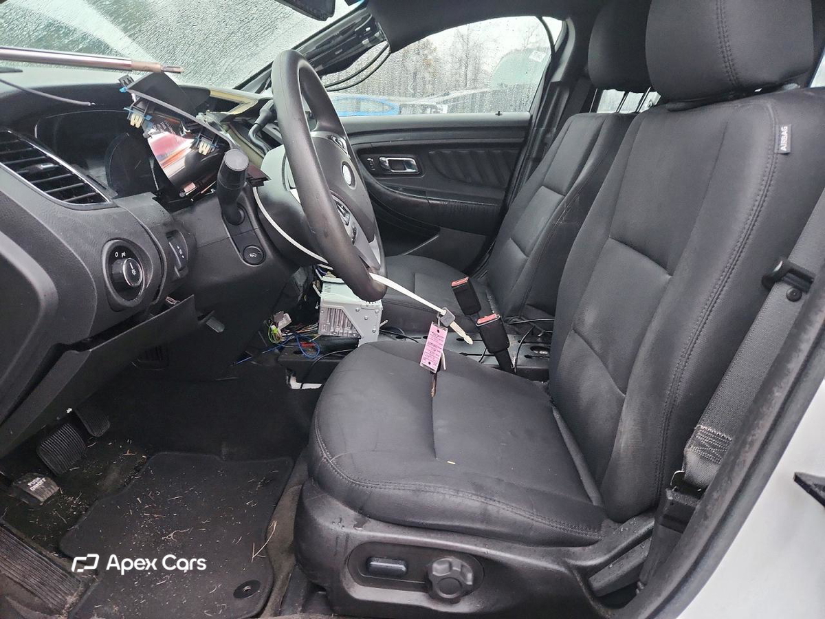 Ford Taurus 2016