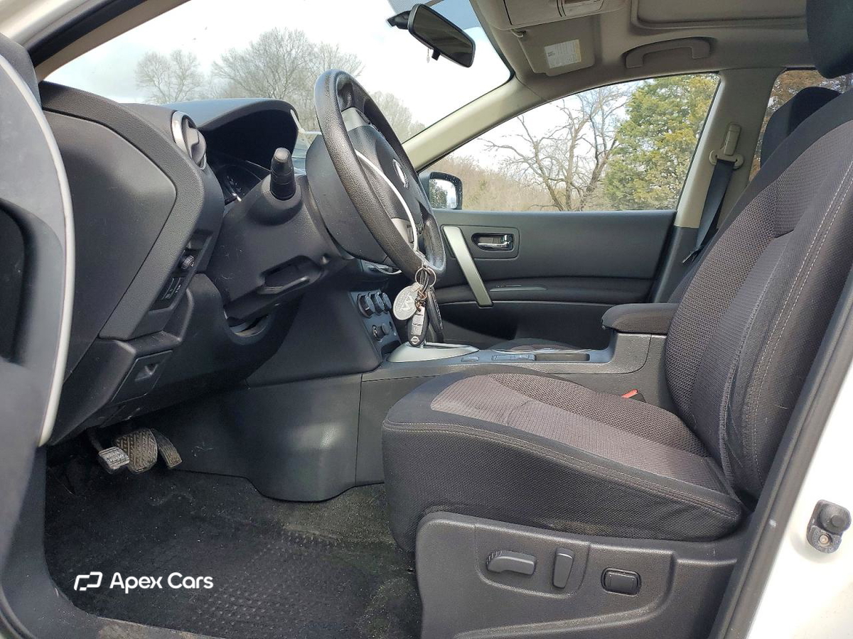 Nissan Rogue 2012
