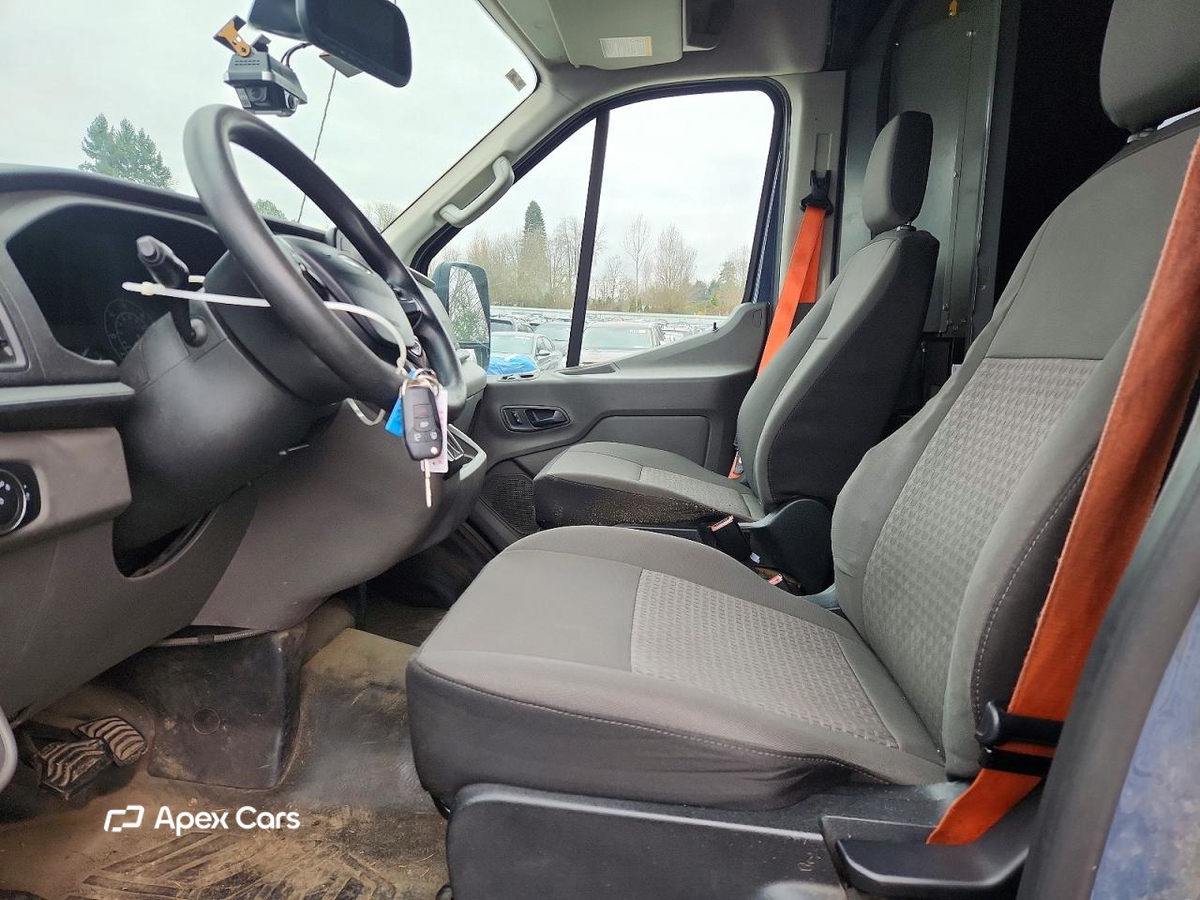 Ford Transit 2020
