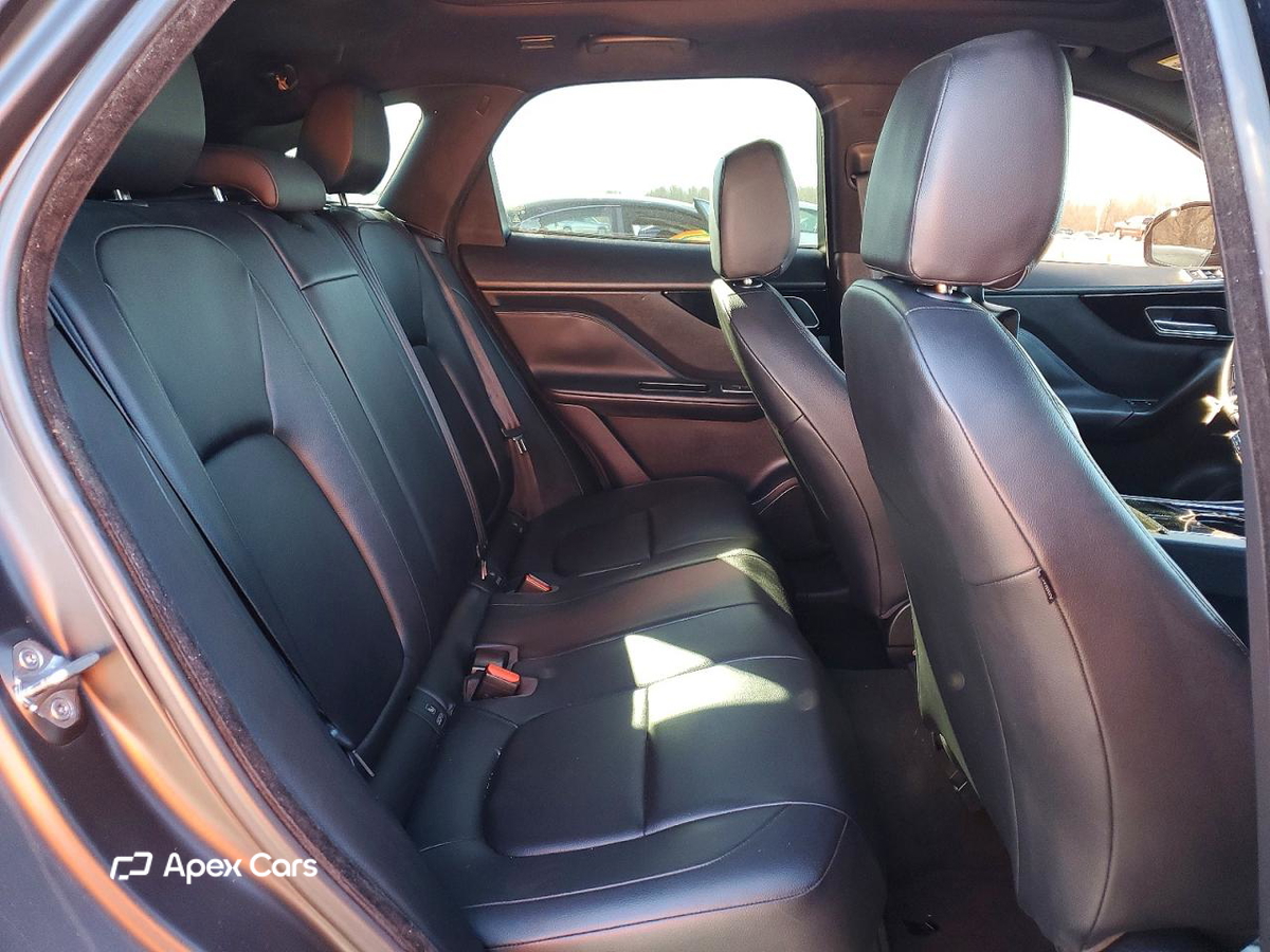 Jaguar F-Pace 2017