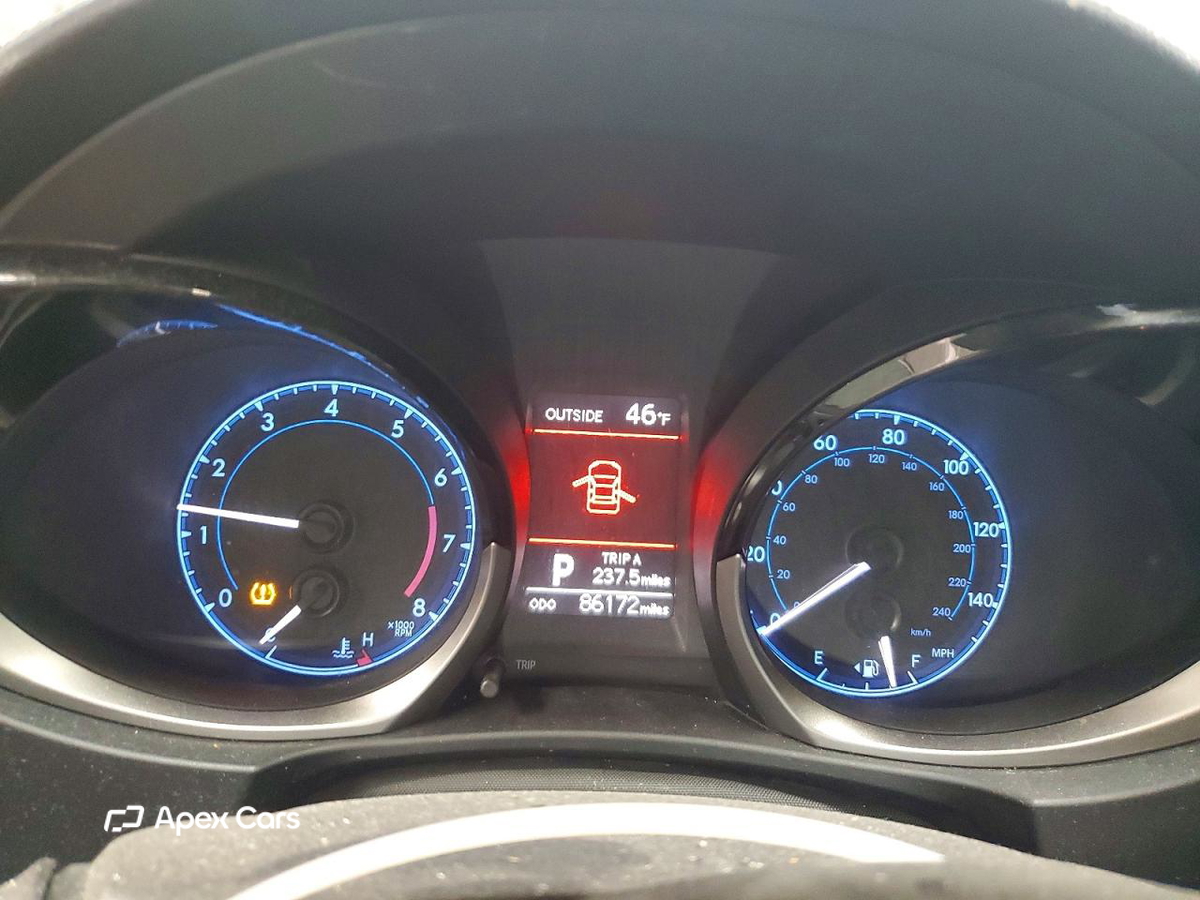Toyota Corolla 2015